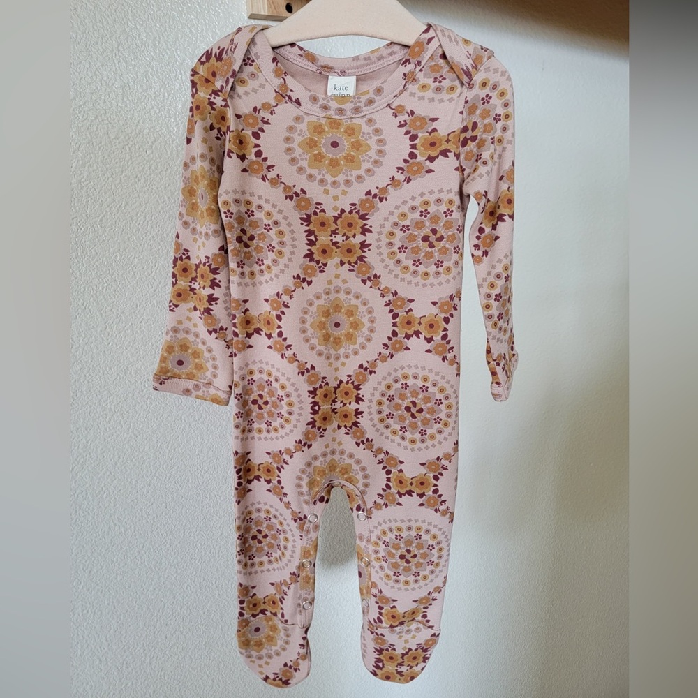 NWT Kate Quinn footie